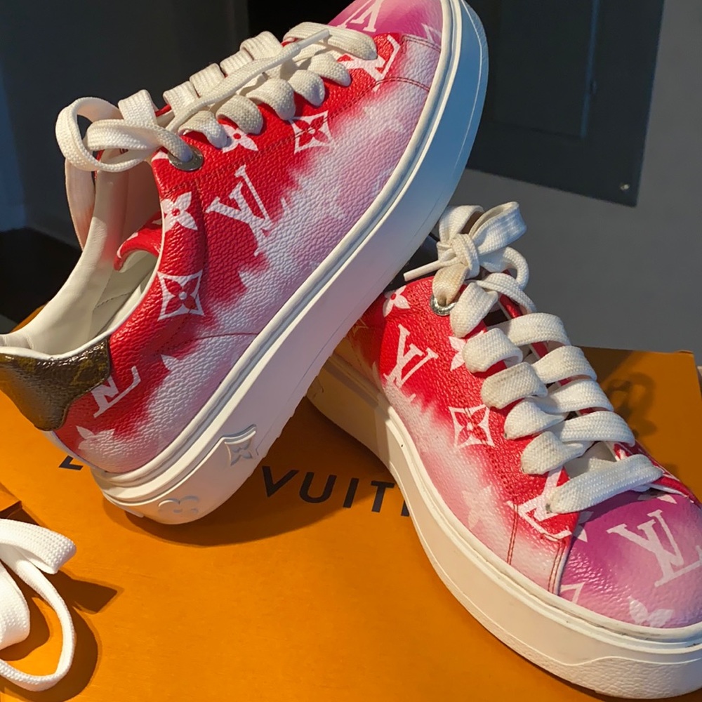 Louis Vuitton Sneaker.